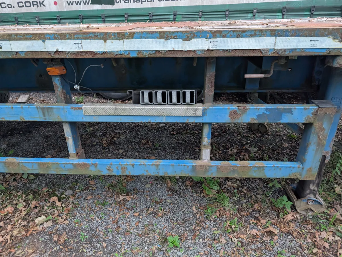 45 ft 3 axle flat trailer - Image 3