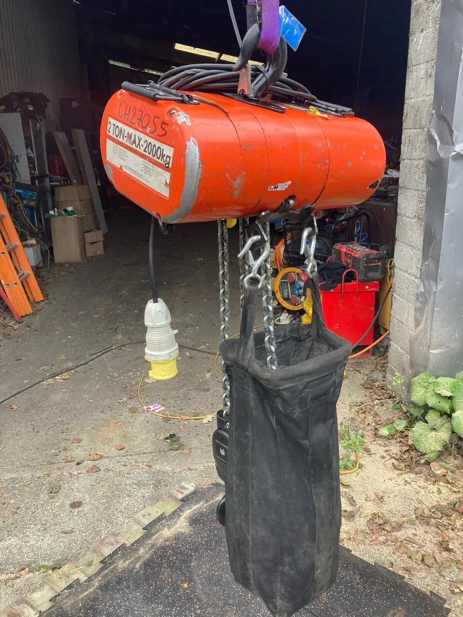 2 Ton Lodstar Chain Hoist - Image 1