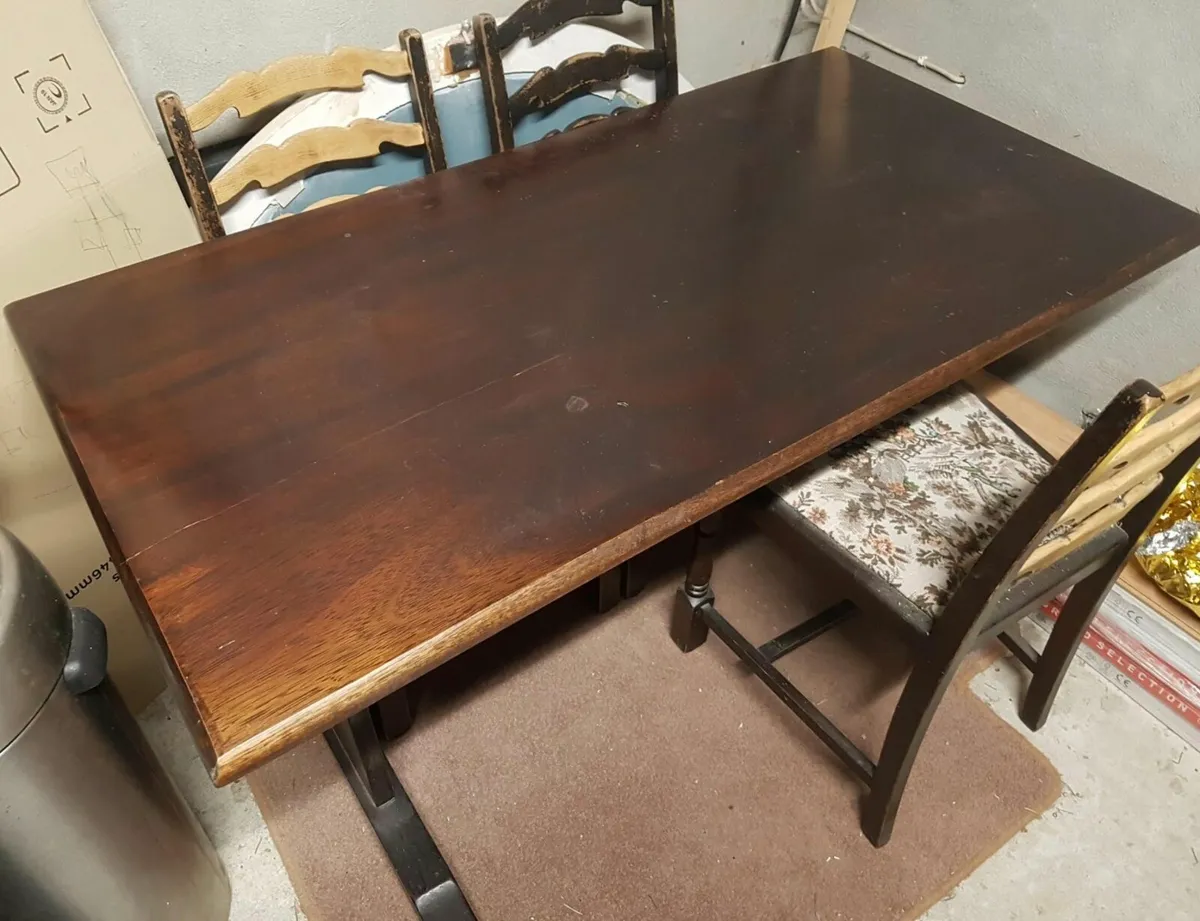 Antique table and chairs - Image 3