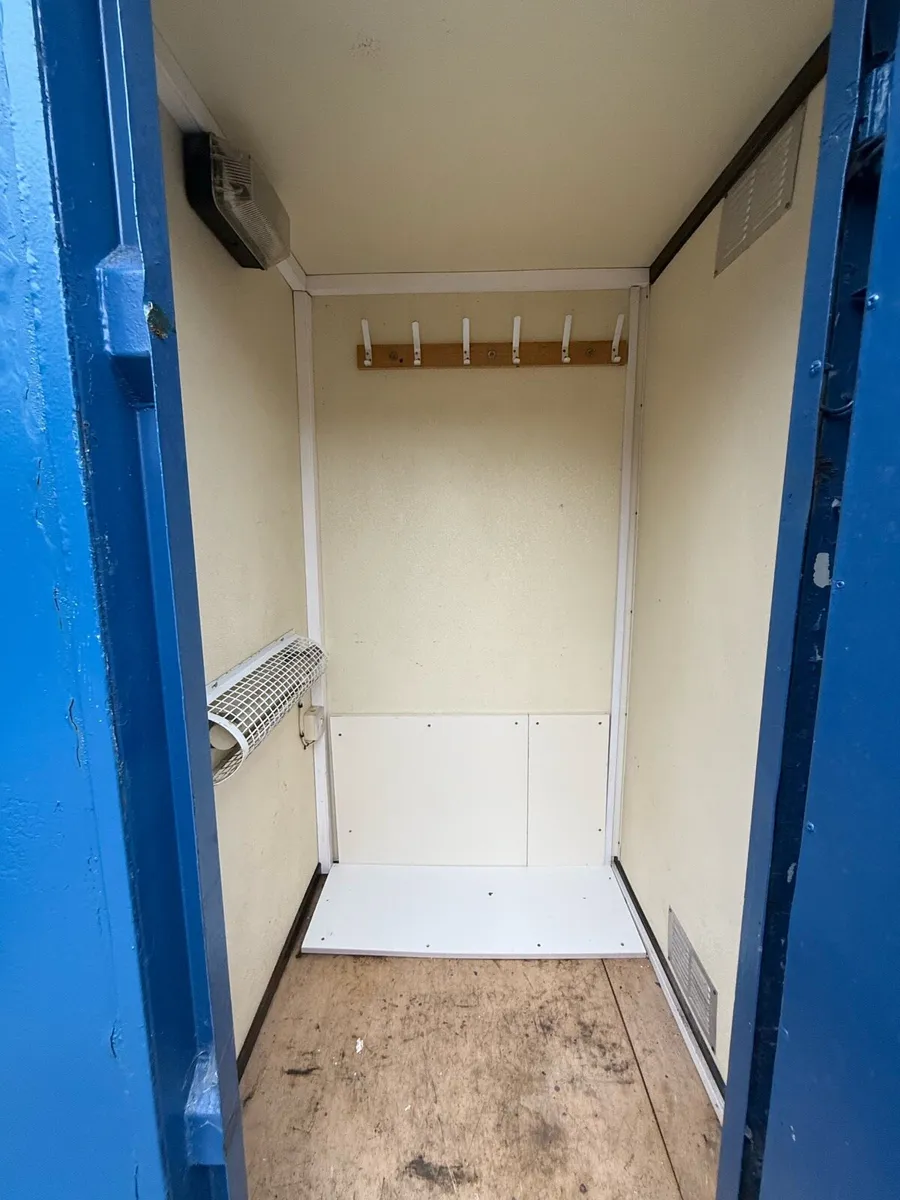 Canteen/ toilet - Image 4