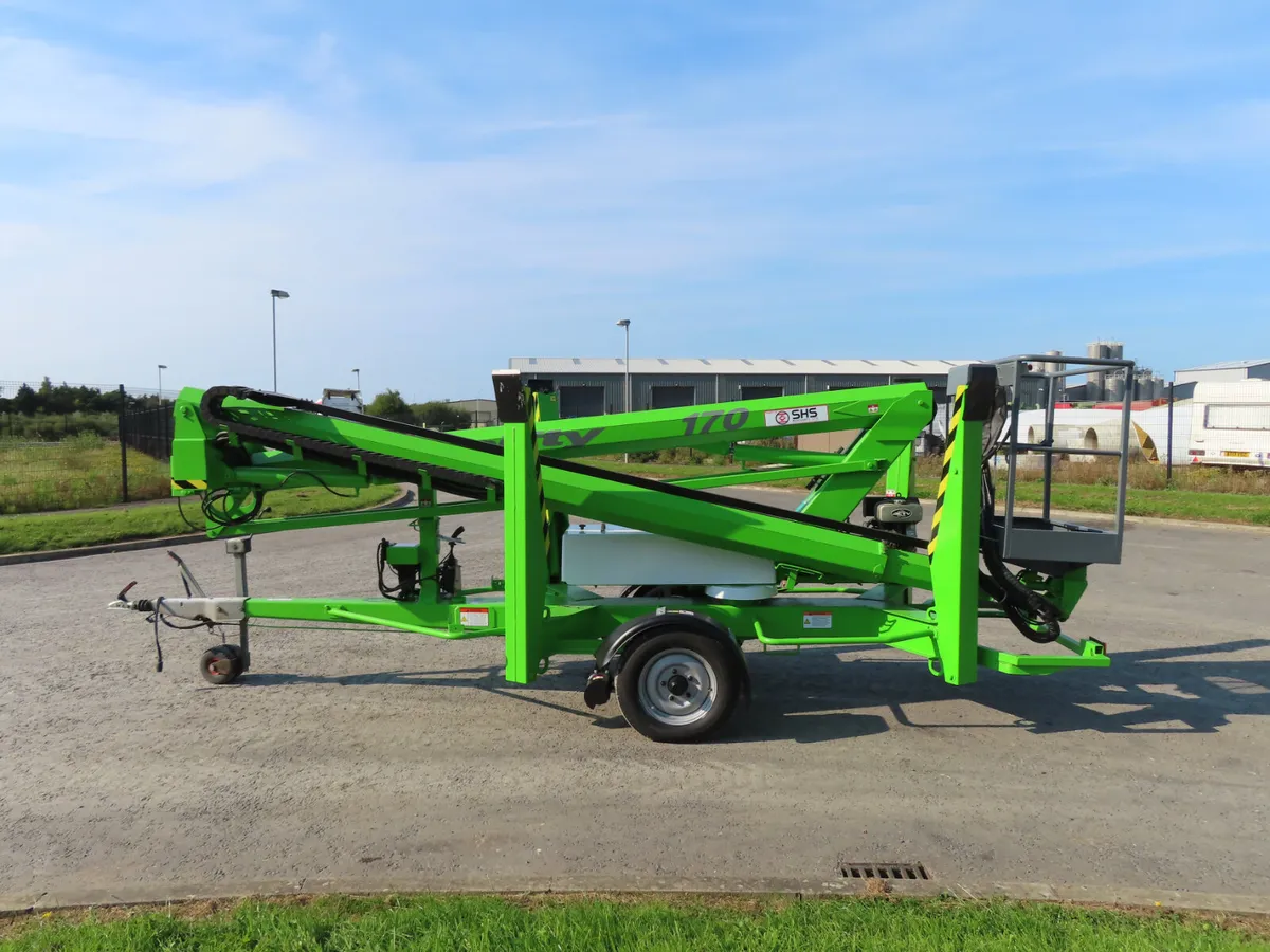 Niftylift 170 HDET Tow Behind C/W Power Drive - Image 4
