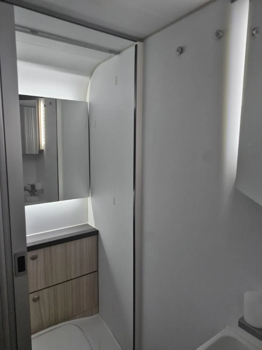 Citroen  sunliving. ADRIA 2022. 6 bert low profile - Image 2