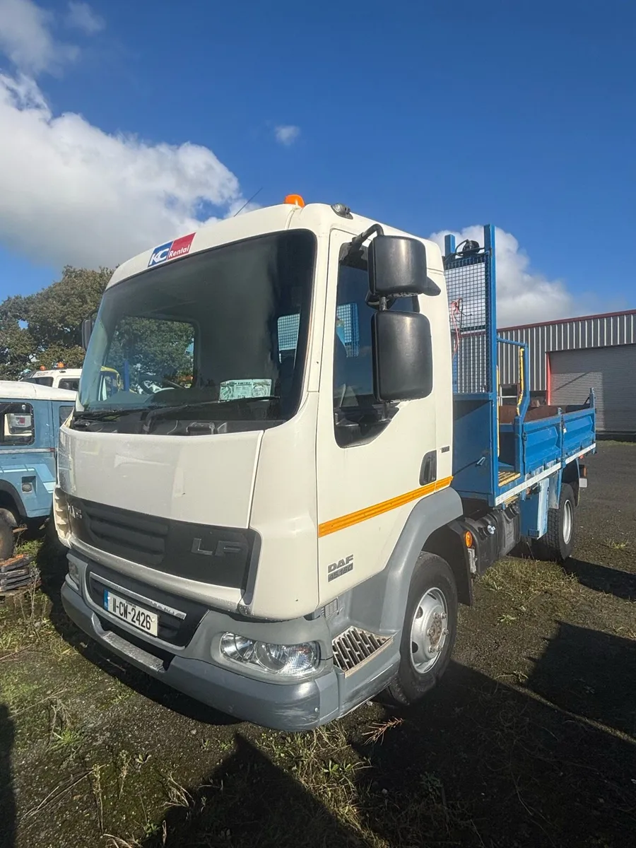 Daf 7.5 ton tipper - Image 1