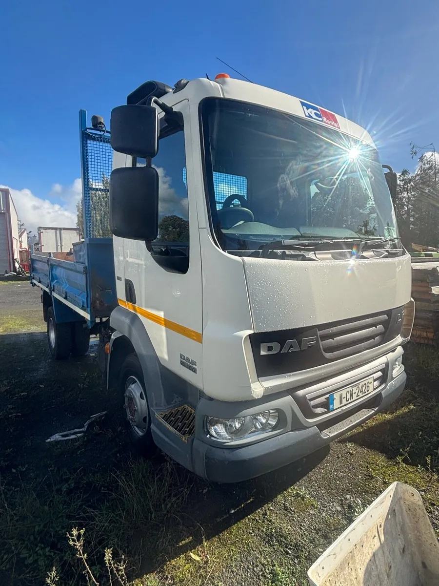 Daf 7.5 ton tipper - Image 2