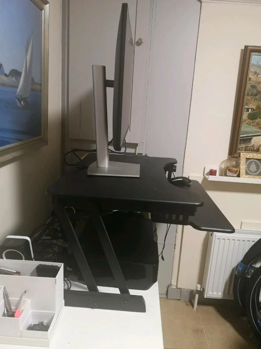 Computer desk - Image 3