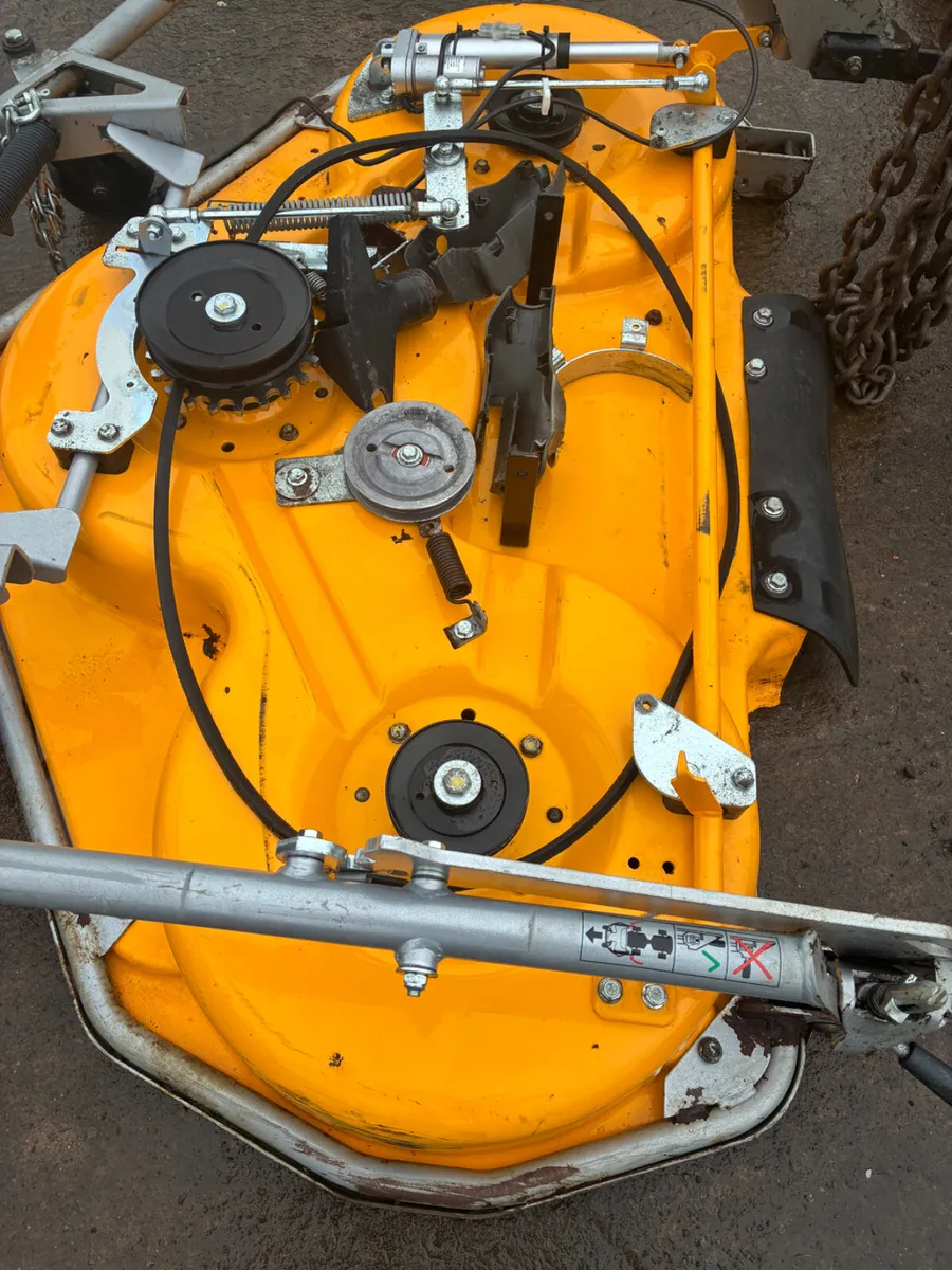 Stiga mower deck - Image 1
