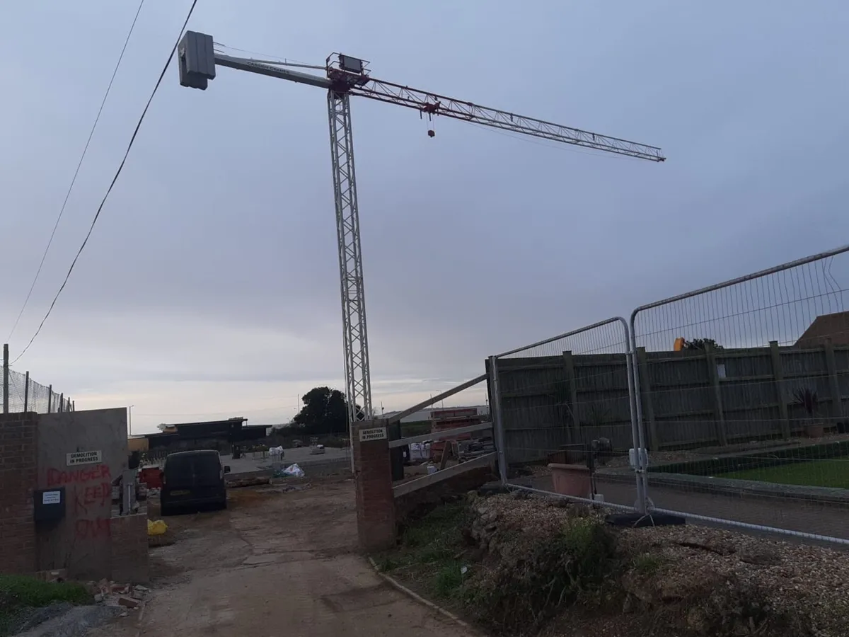 Terex tower crane - Image 1