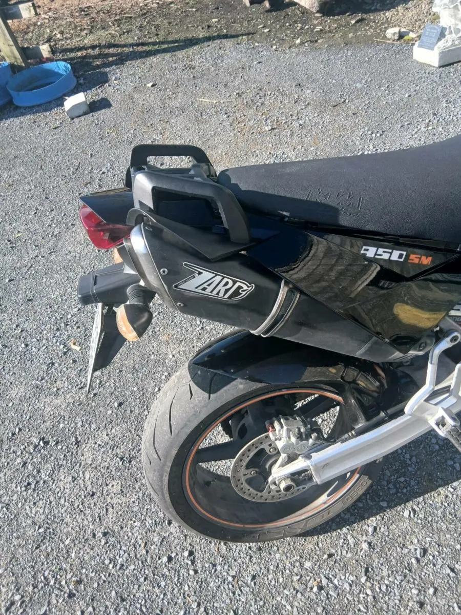 KTM 950 SM - Image 2