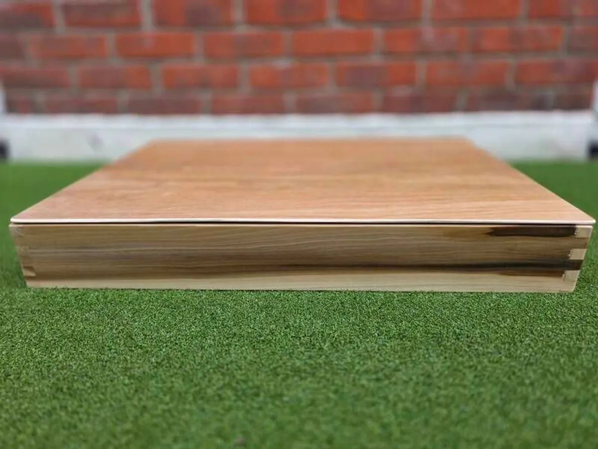 Handcrafted theraupetic tray+lid/ hardwood - Image 2