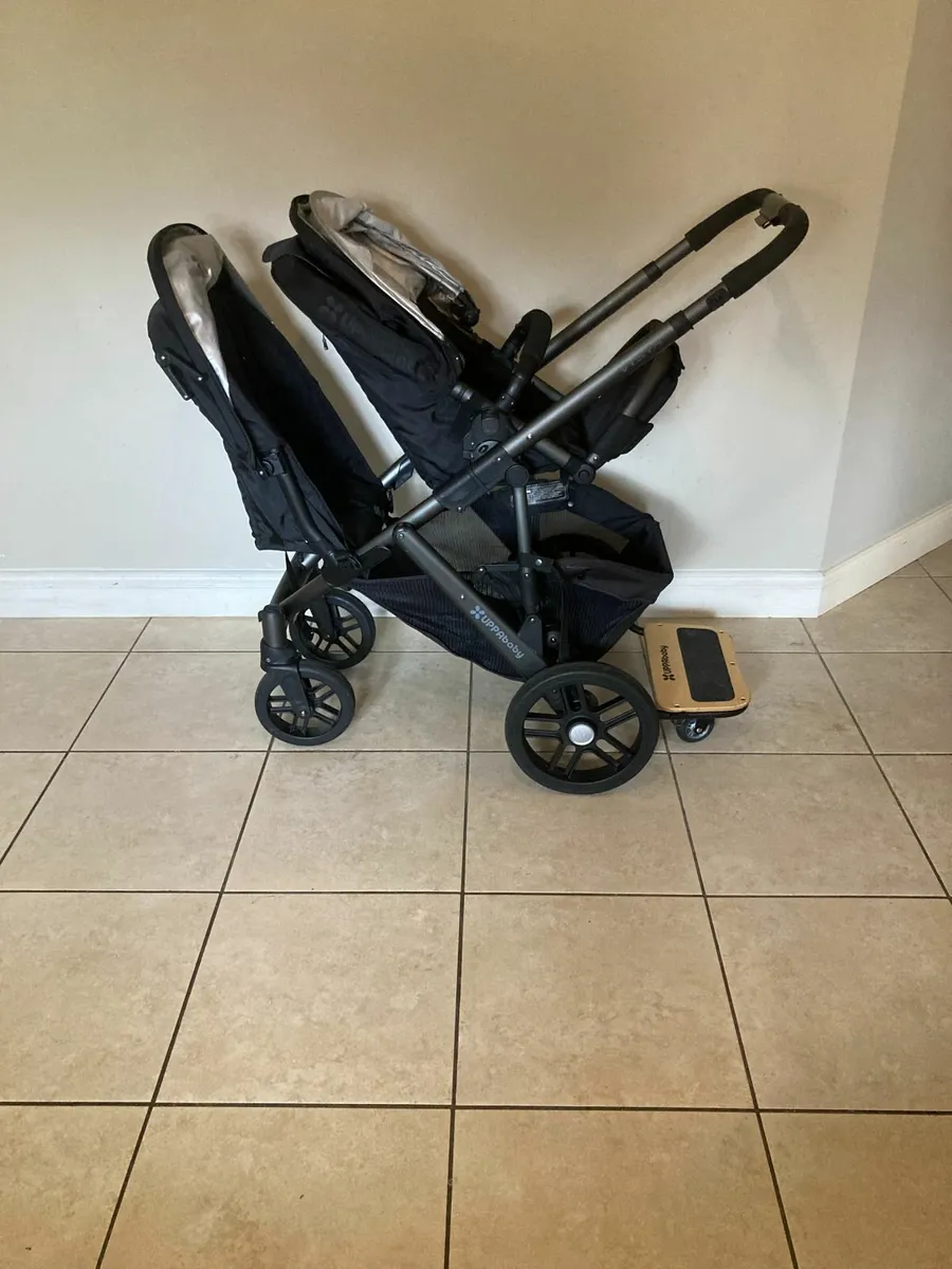 Uppababy Vista Complete Travel System - Image 4