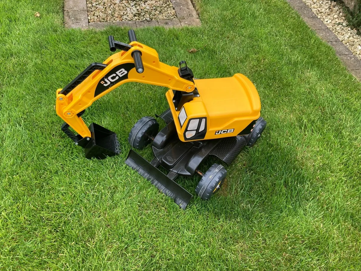 JCB Excavator Ride On