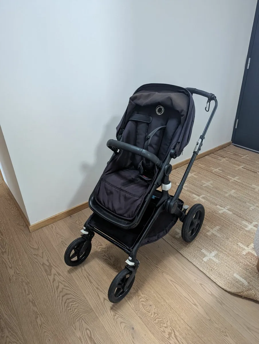 Bugaboo fox 2 bassinet and seat stroller - Image 3