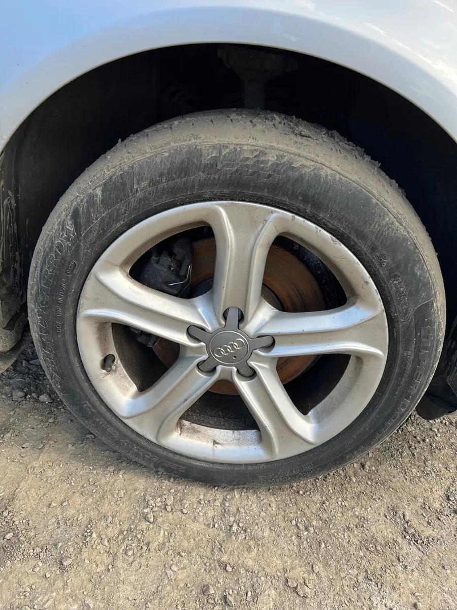 Breaking audi a4 b8 2013 2.0tdi cjca - Image 2