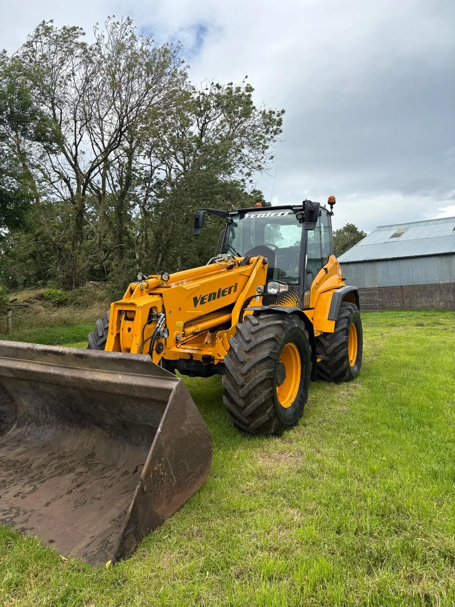 Venieri 8.63 Loader - Image 2