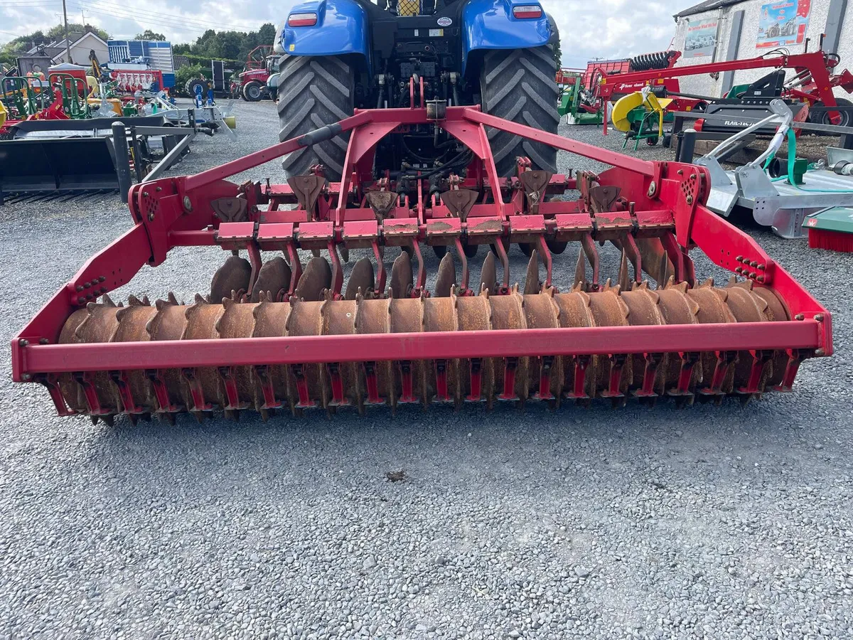 Tulip Vario 3 Metre Stubble Cultivator - Image 2