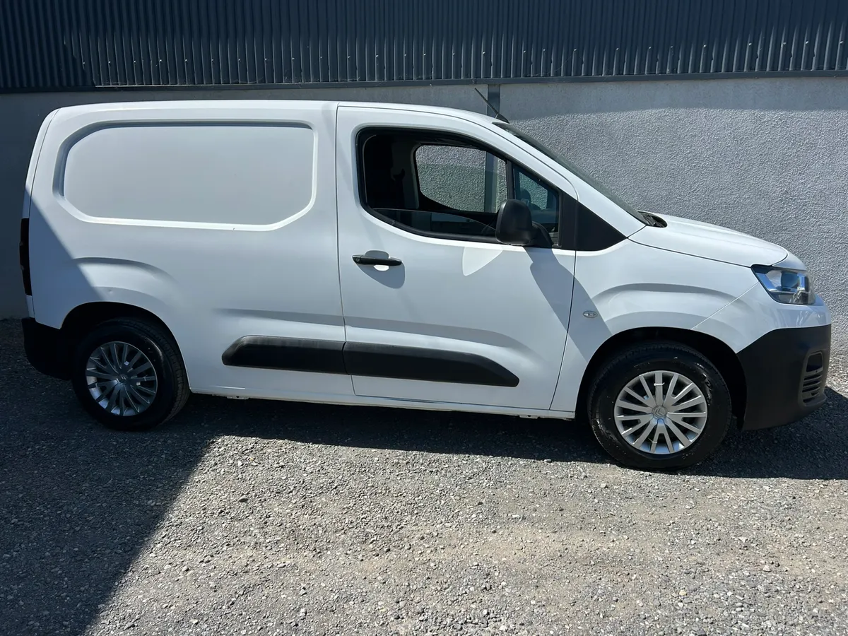 2020 Citroen Berlingo ' Enterprise with A/C - Image 3