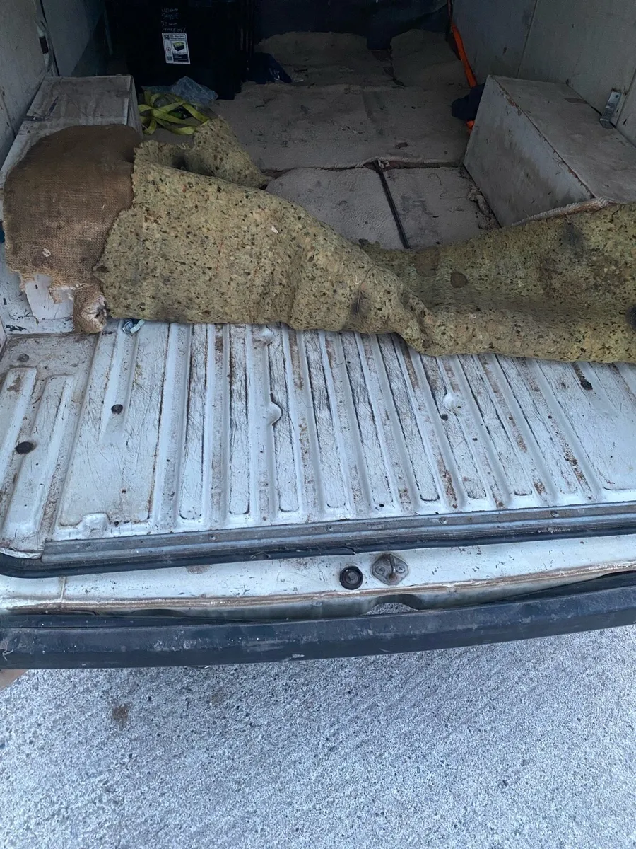 Toyota Hiace - Image 2