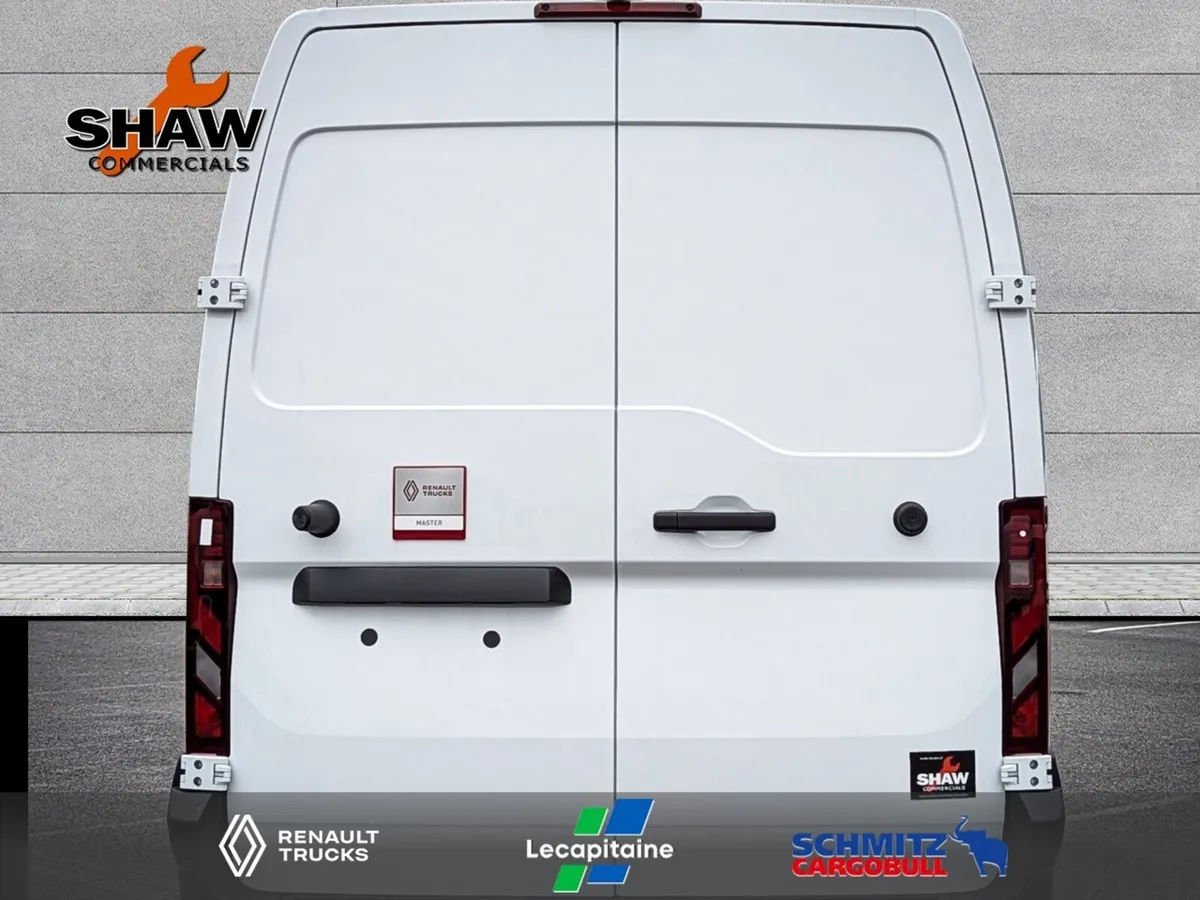 Renault Master 150bhp L2H2 White In Stock - Image 3