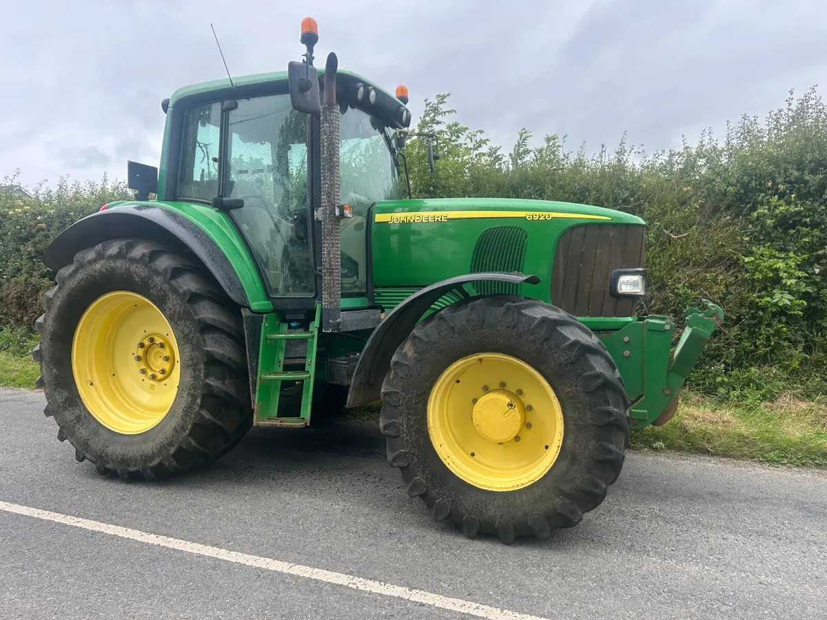 John Deere 6920 - Image 1