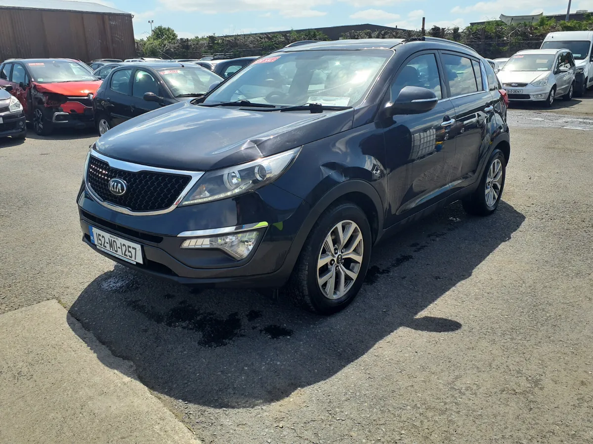 Kia sportage 2015 diesel Light front damage - Image 2