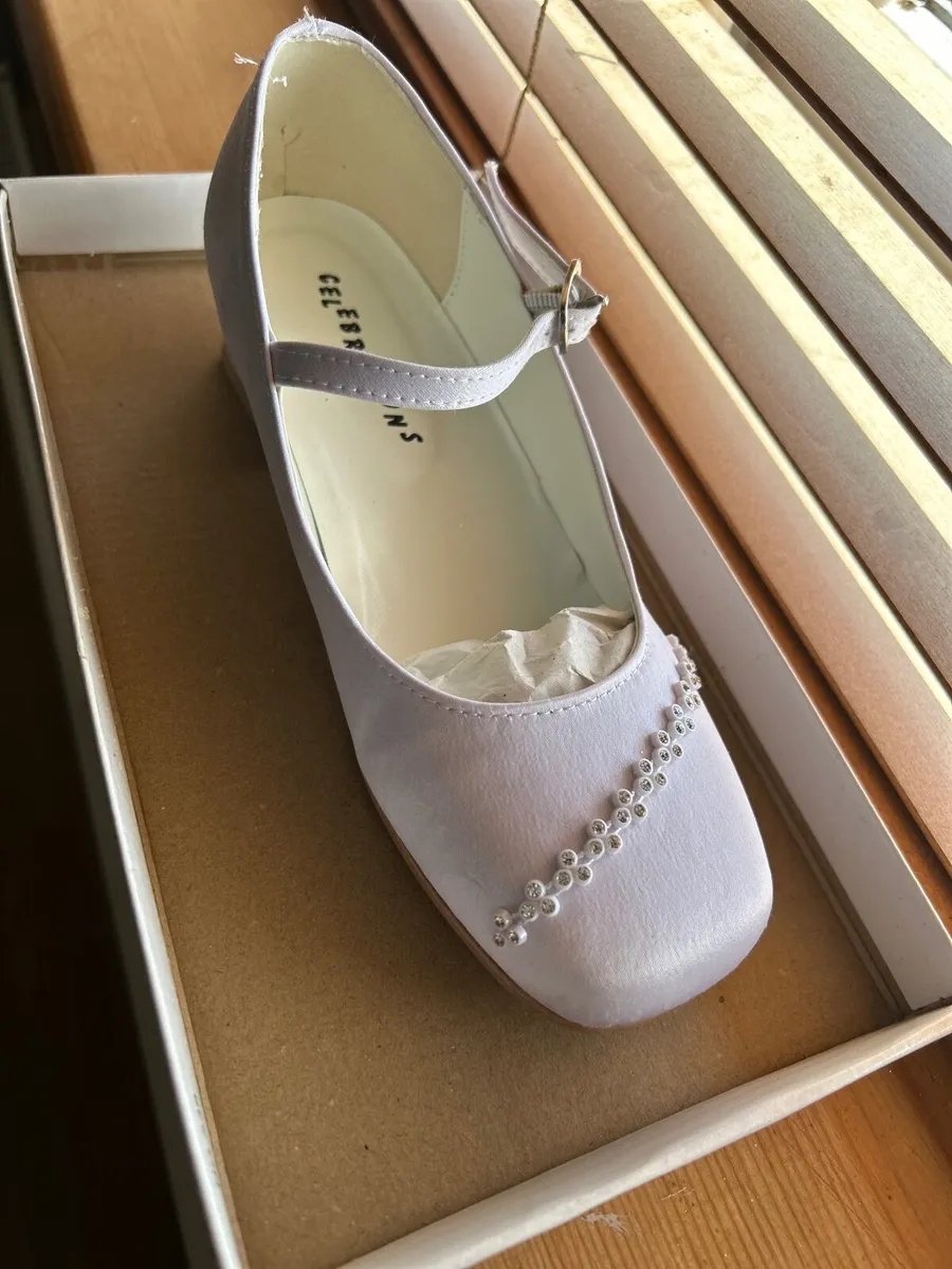 Communion dress - Image 4