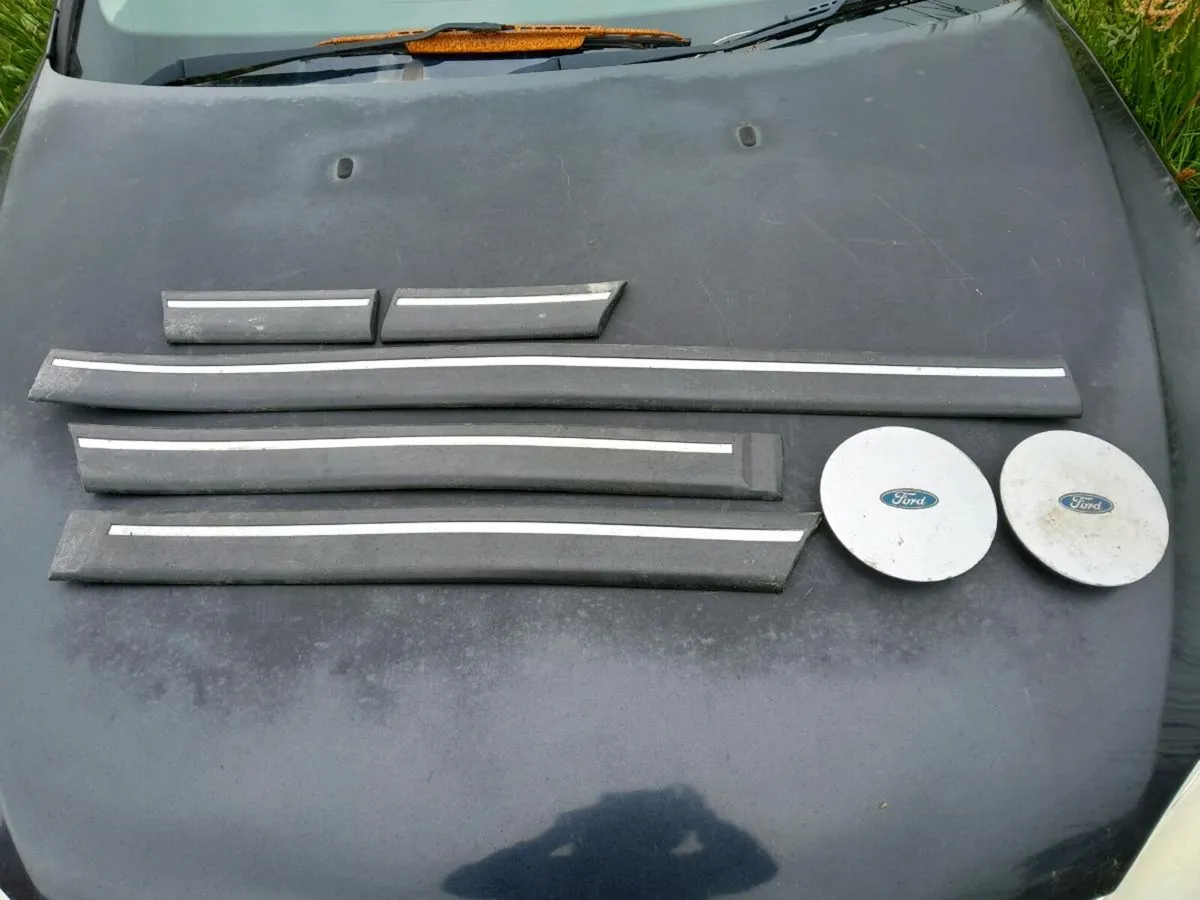 1991 ford Sierra XR4X4 door cards - Image 3