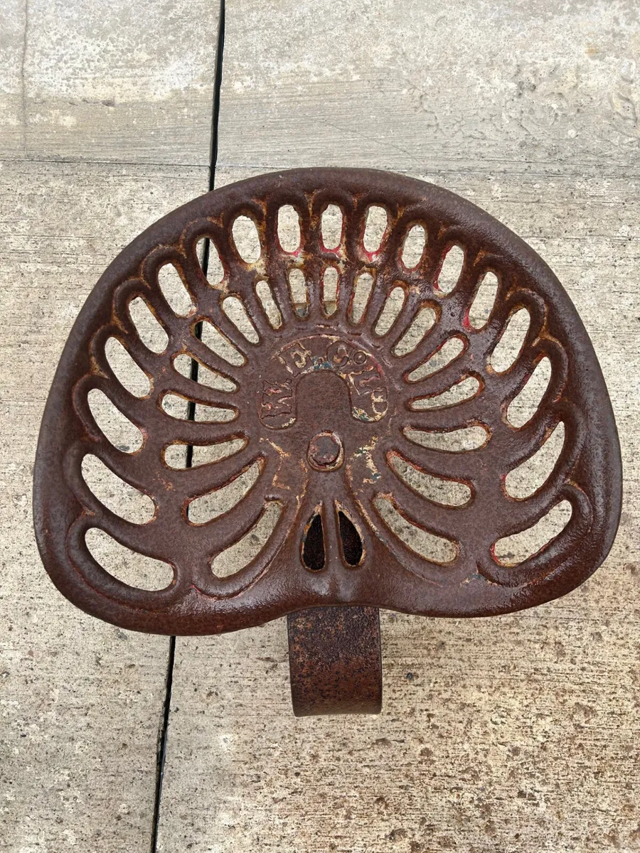 W.E & Co Vintage Seat - Image 4