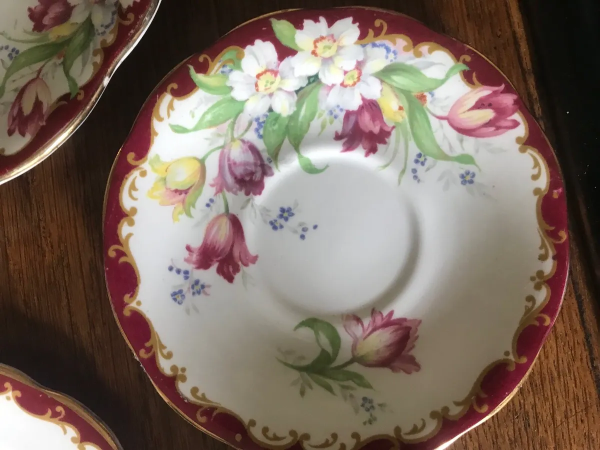 Bell fine bone china Narcissus pattern - Image 2