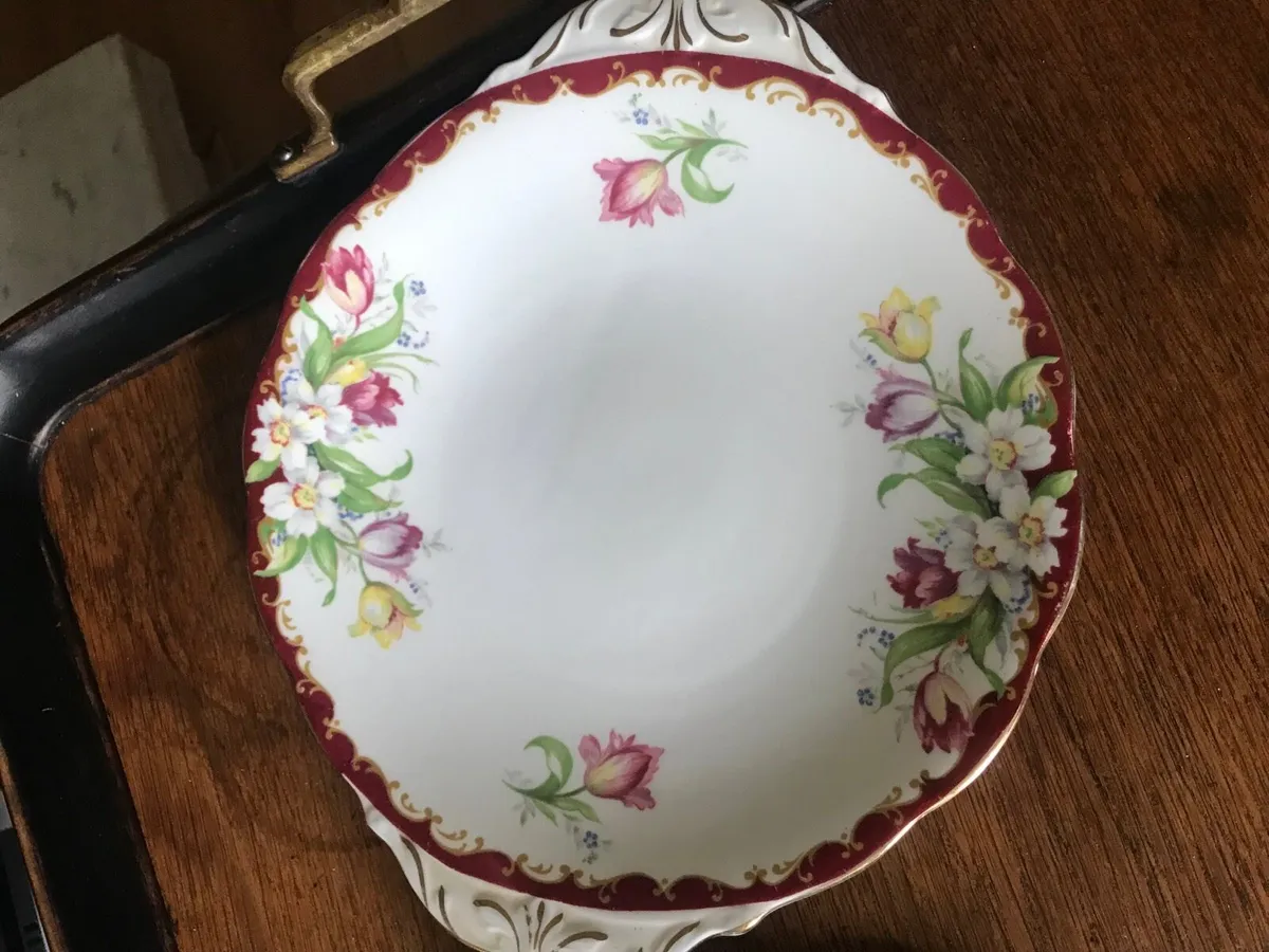 Bell fine bone china Narcissus pattern - Image 4