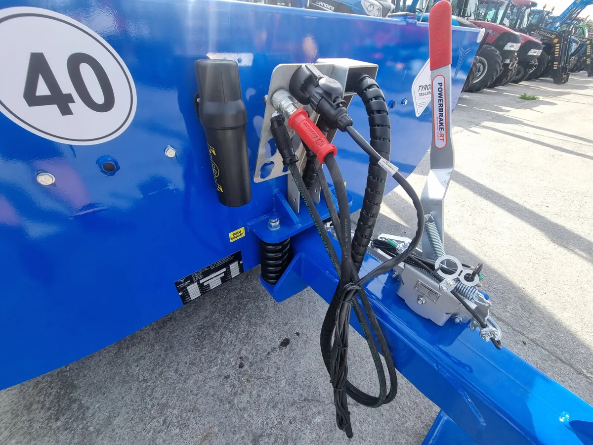 New Tyrone 19 Tonne Low Loader Trailer - Image 4