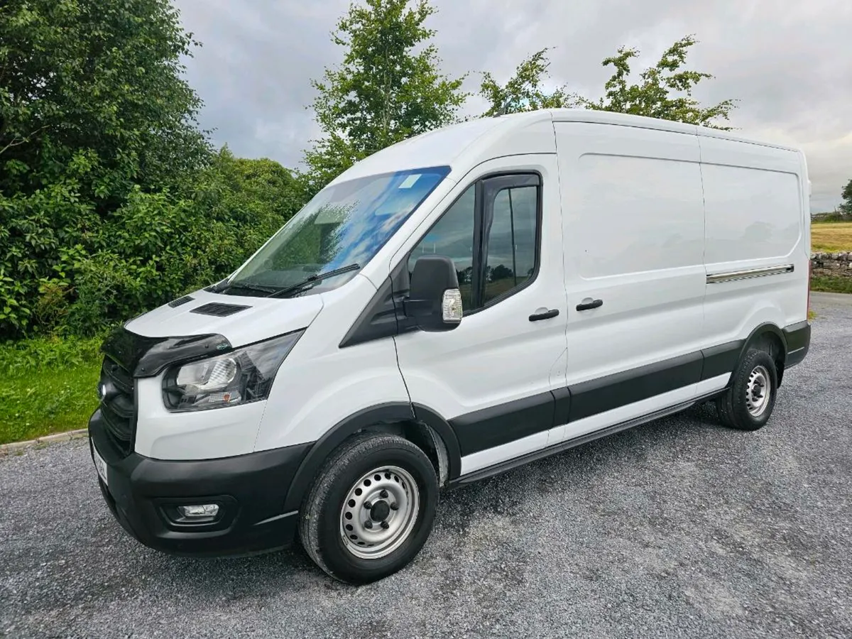 Transit van - Image 1