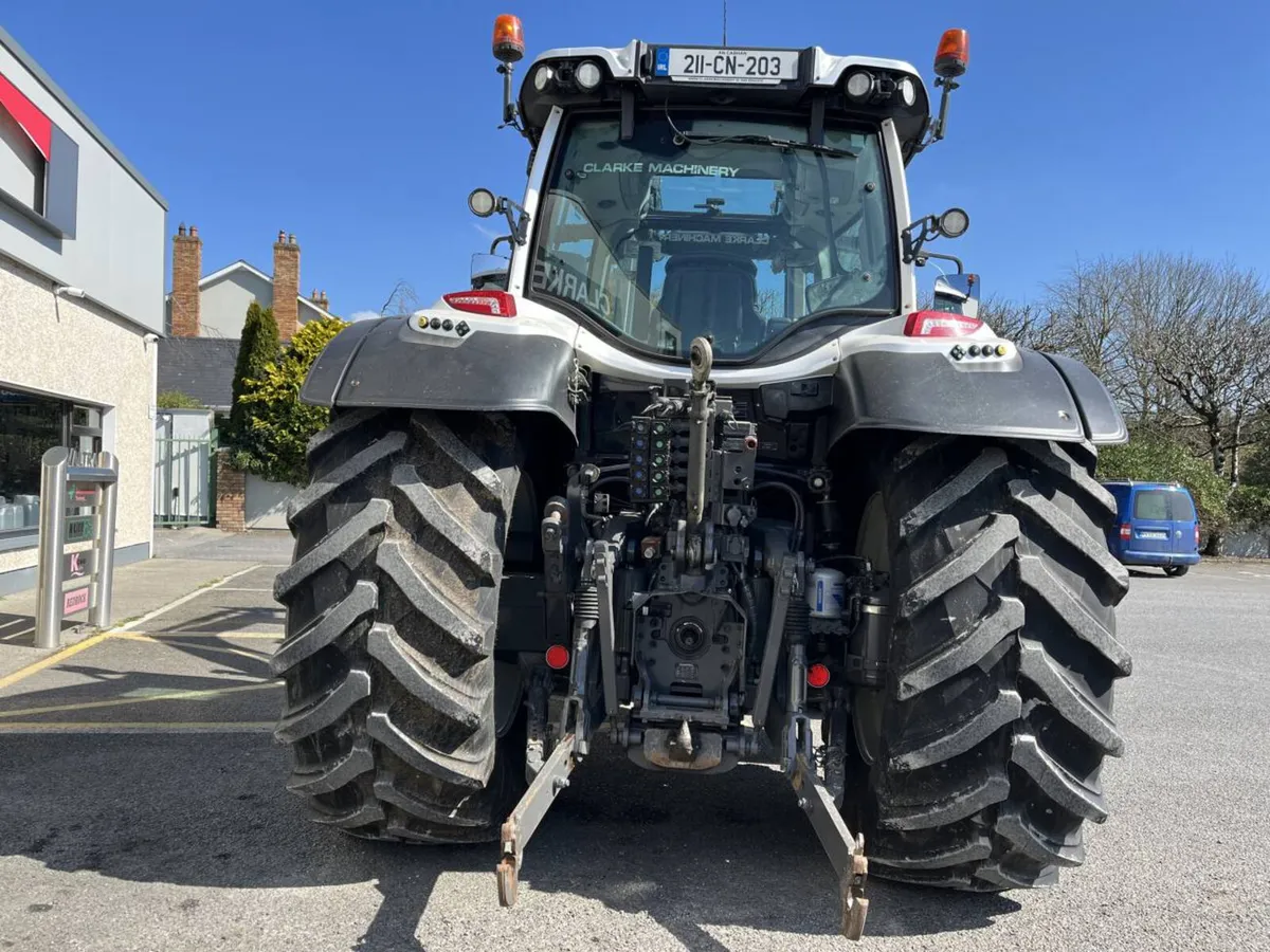 221 Valtra N174 Versu Tractor with Guidance ! - Image 4