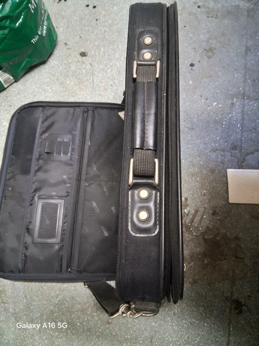 Antler laptop case - Image 4