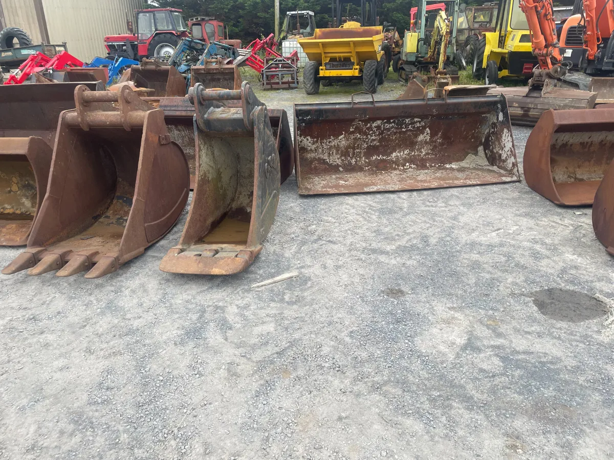 Machine buckets - Image 2