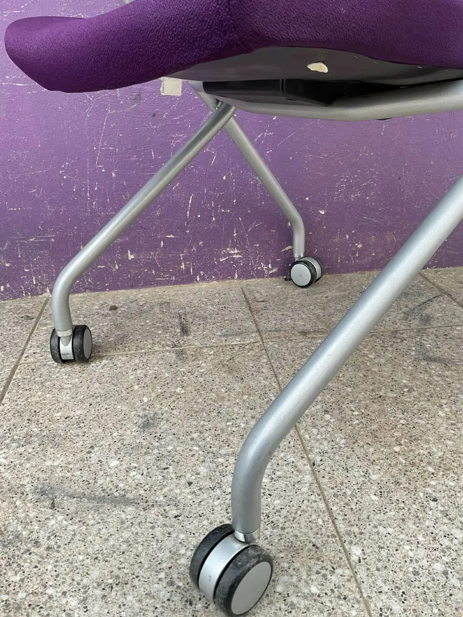 Connection stacking, folding meeting chairs - Image 3