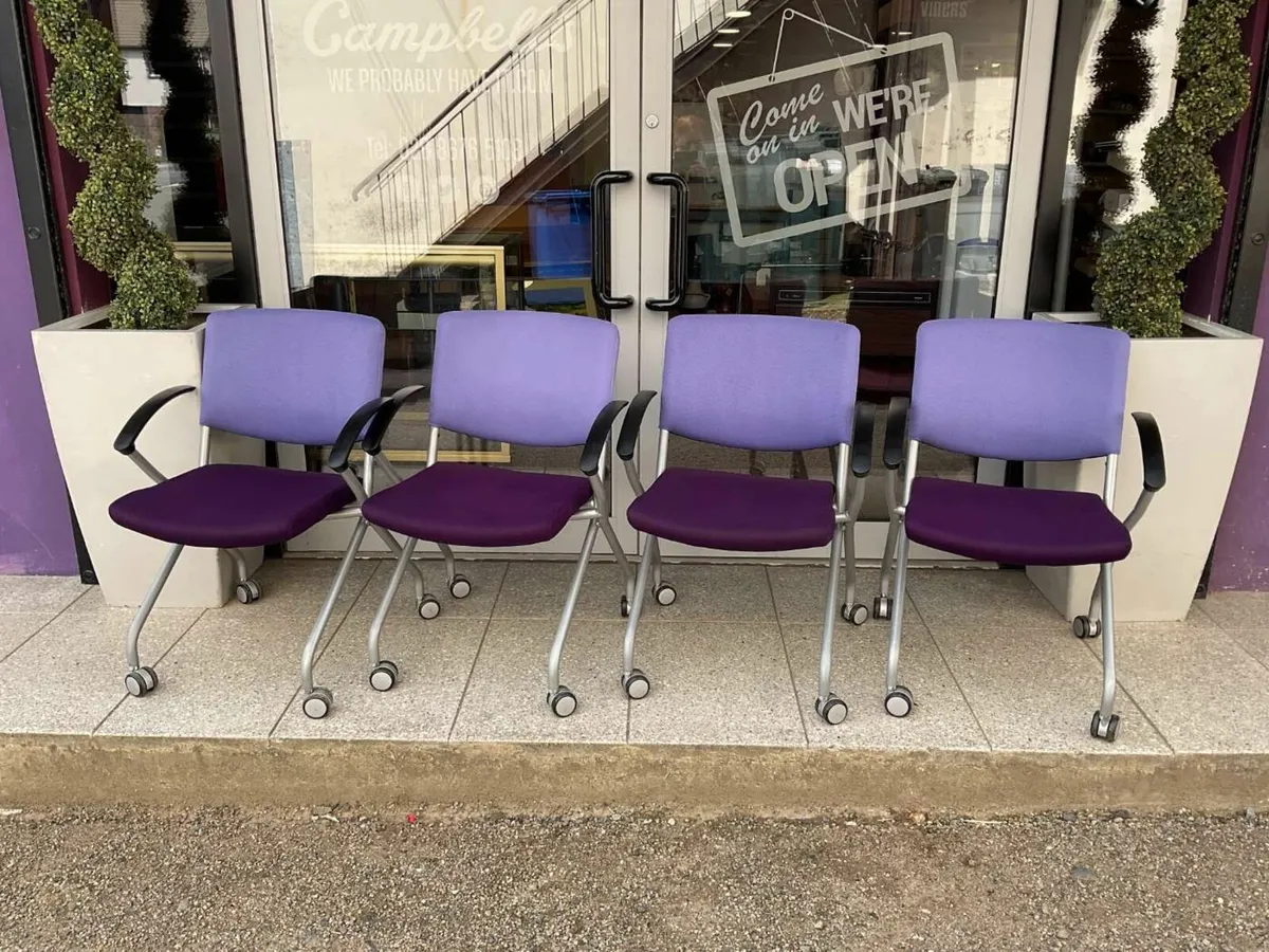 Connection stacking, folding meeting chairs - Image 4