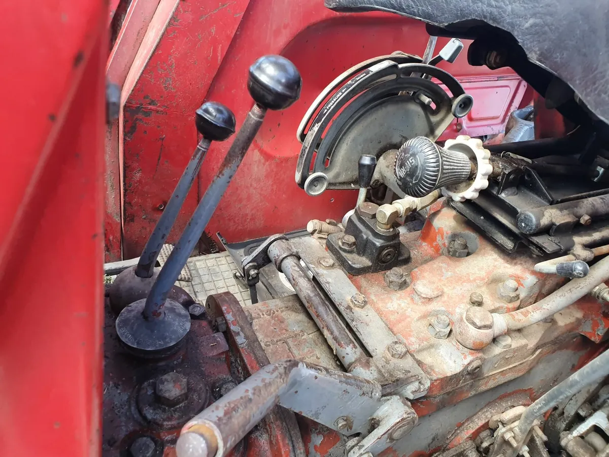 Massey Ferguson 175 - Image 4