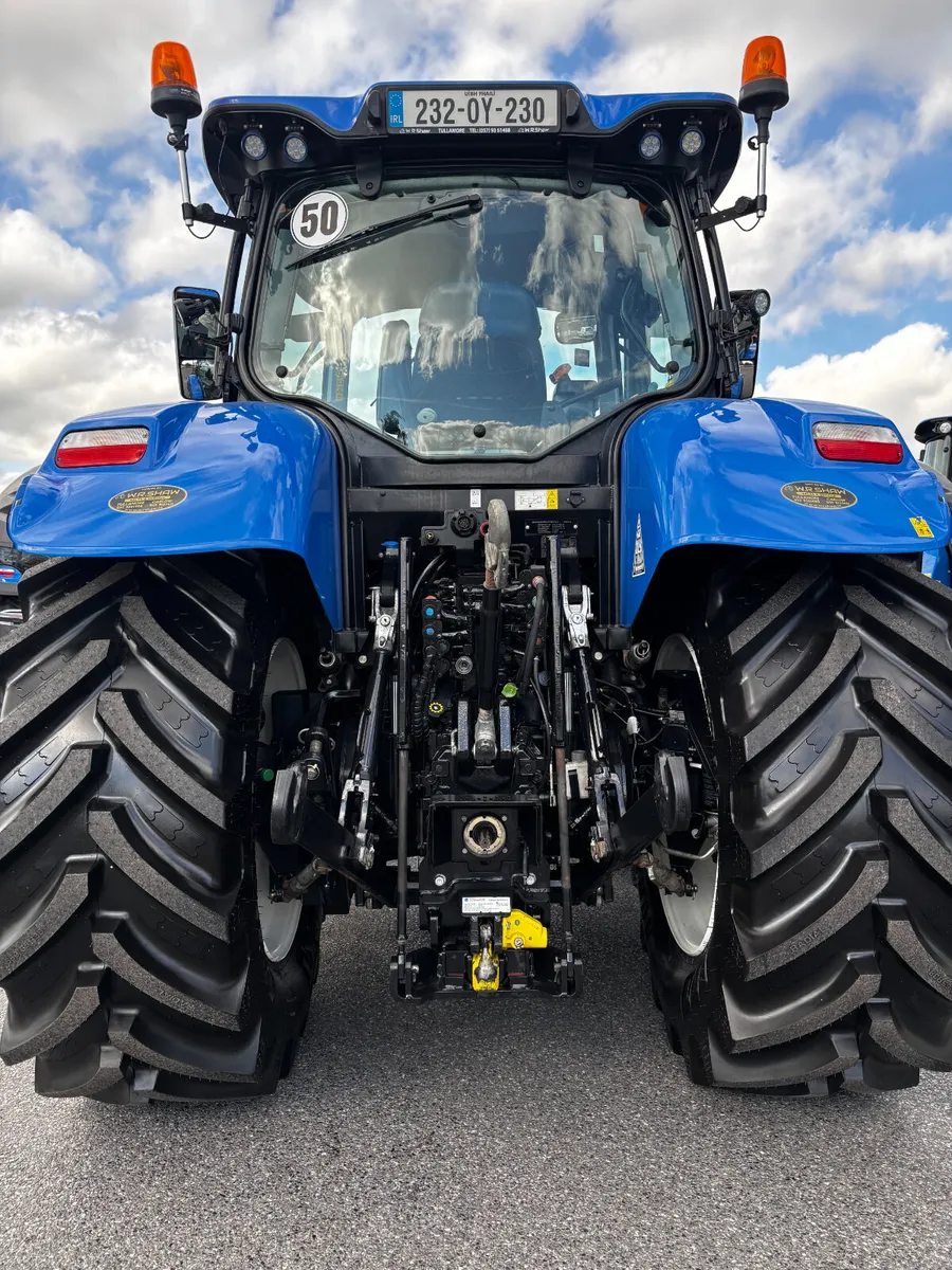 New Holland T7.210 Range Command-3349hrs - Image 4