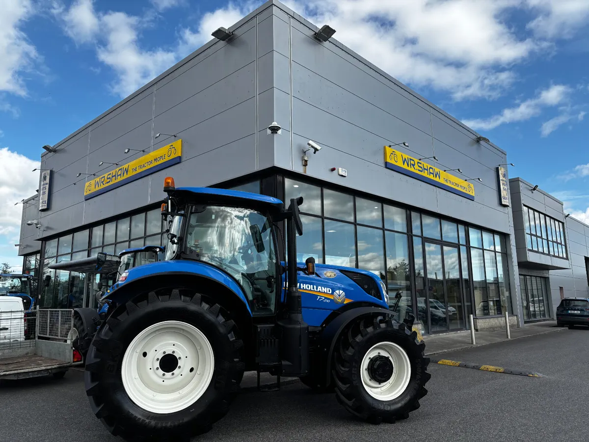 New Holland T7.210 Range Command-3349hrs - Image 2