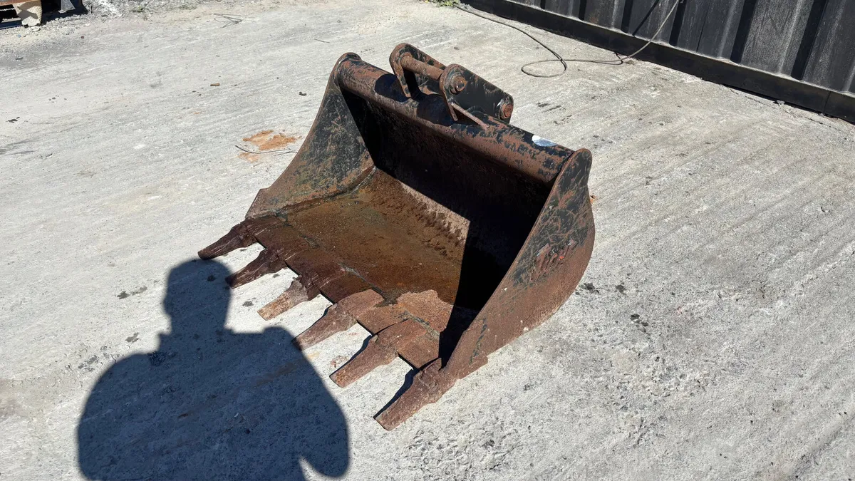 Tiche 30mm Pin Excavator Bucket - Image 3
