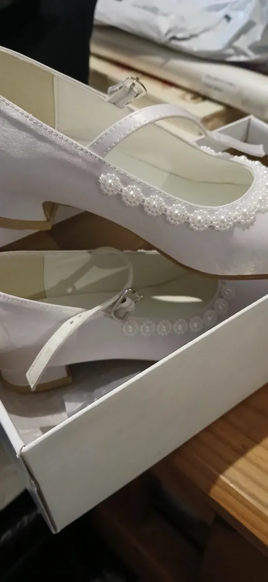 Communion Dress, Bolero, Shoes and Head Piece - Image 4