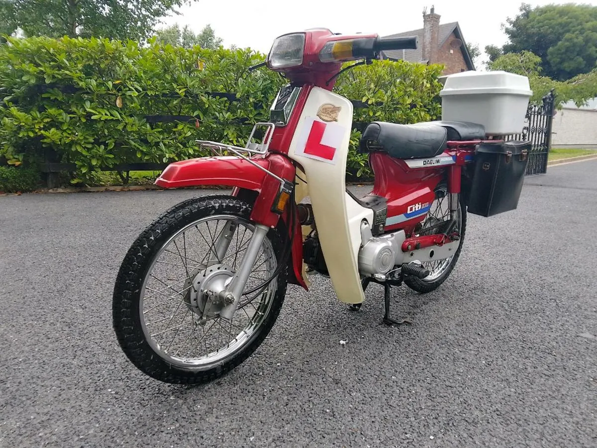 Honda daelim 100cc - Image 4