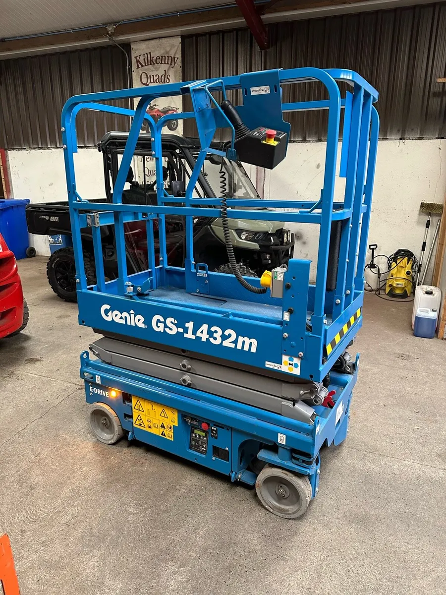 Brand New Genie 1432 Scissors Hoists - Image 1