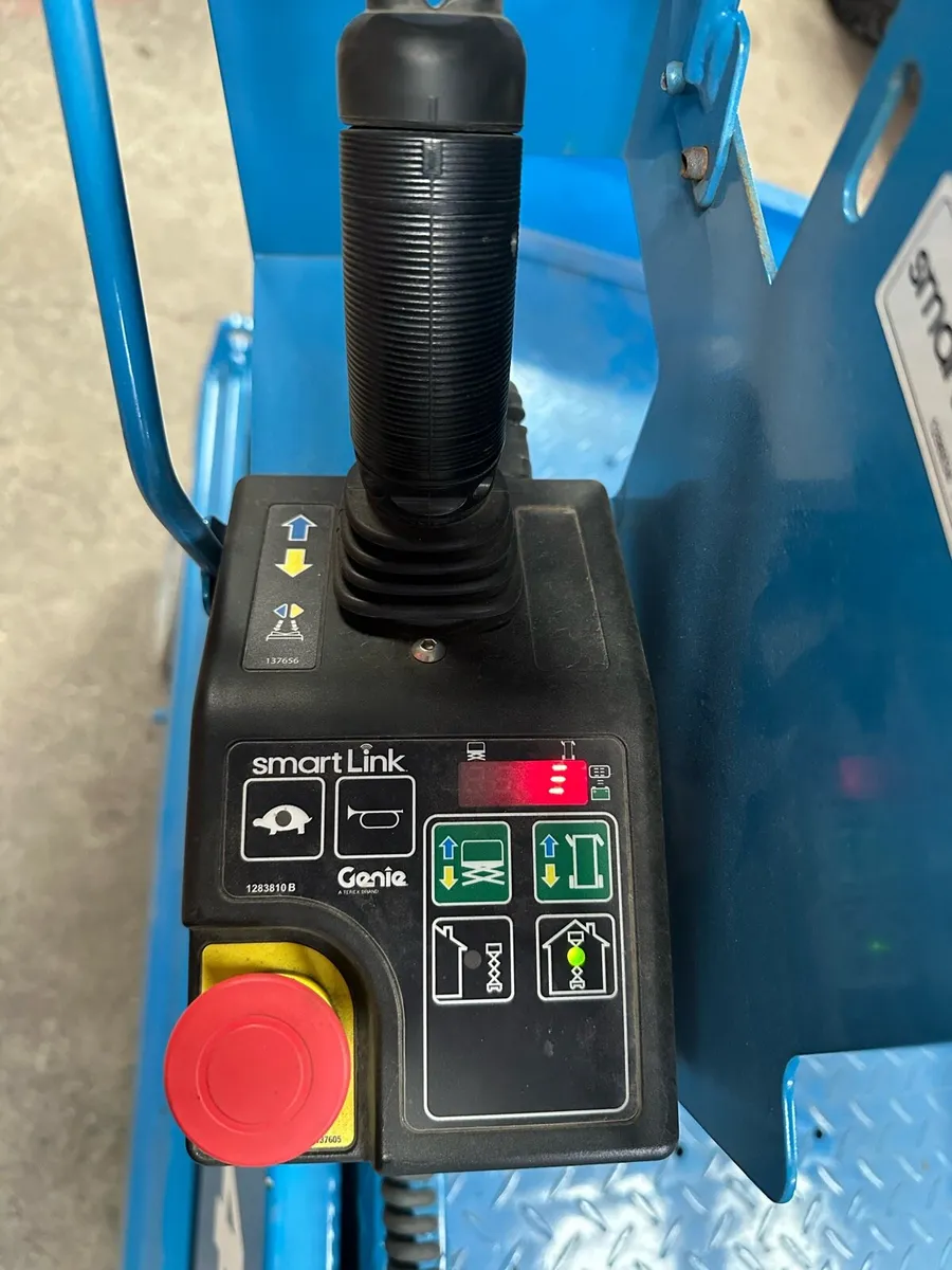 Brand New Genie 1432 Scissors Hoists - Image 4