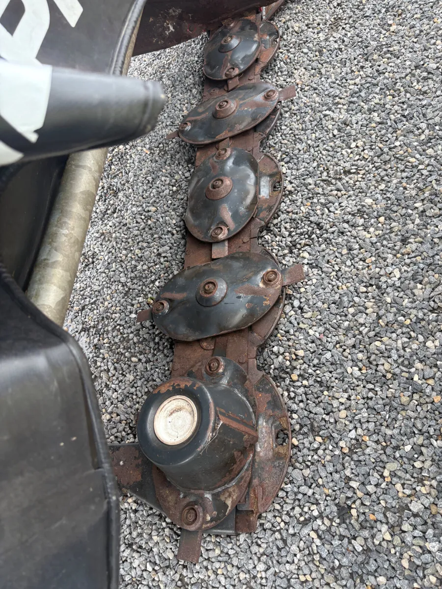 FBM disc mower - Image 4