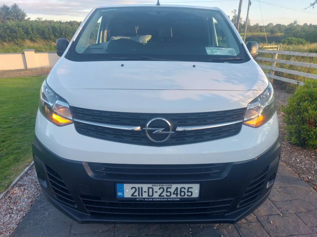 OPEL VIVARO 2021 / LWB - Image 2