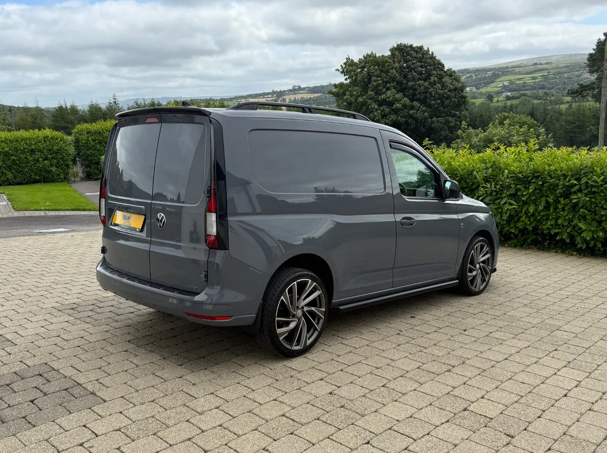 2023 Volkswagen Caddy Cargo BusinessEdition NO VAT - Image 3