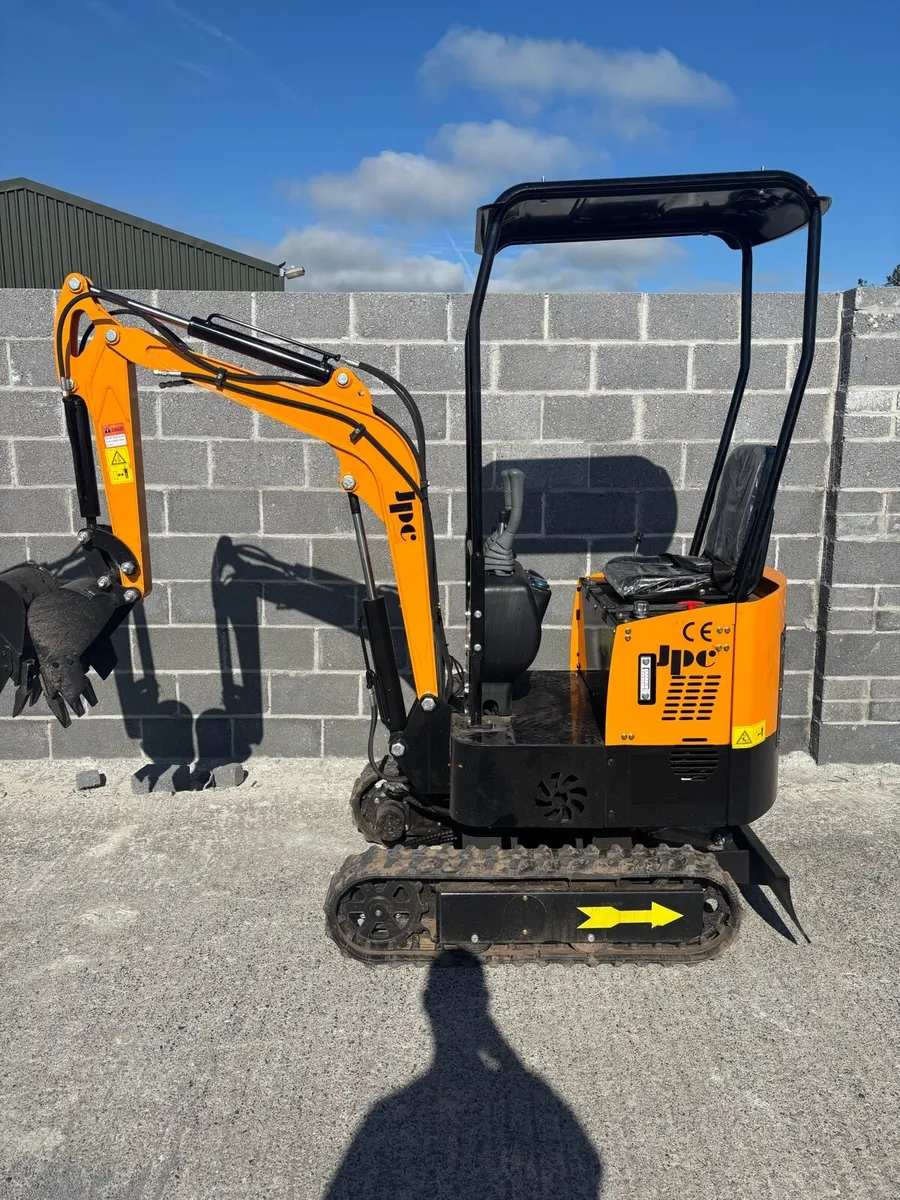 New jpc mini excavator diesel for sale €4000 - Image 3