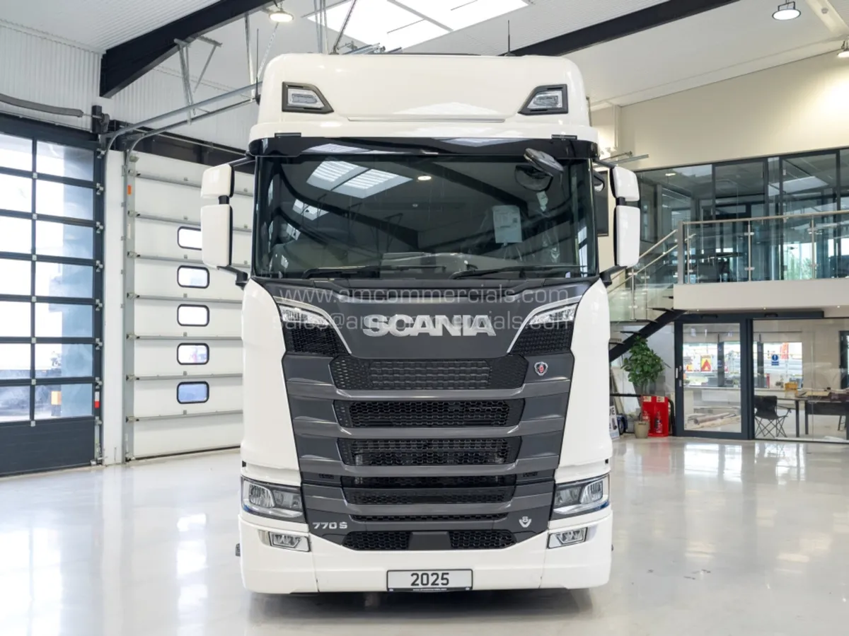 2025 SCANIA 770S V8 HIGHLINE 6X2 TWIN TAG - Image 2