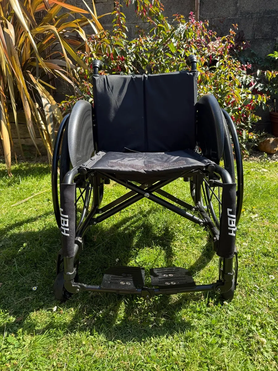 Deluxe Manual Wheelchair - Image 3